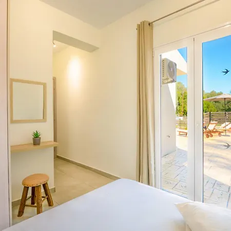 Vila Kambos Saint Stephanos *