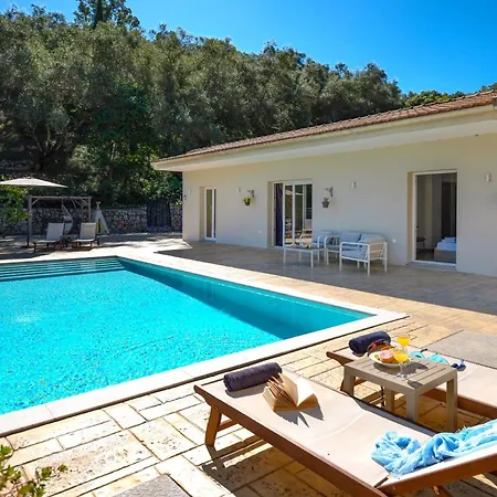 Kambos Saint Stephanos Villa