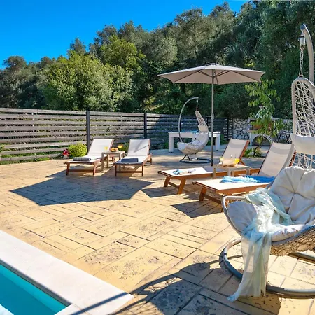 Kambos Saint Stephanos Vila