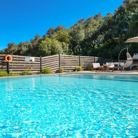 Kambos Saint Stephanos Villa *