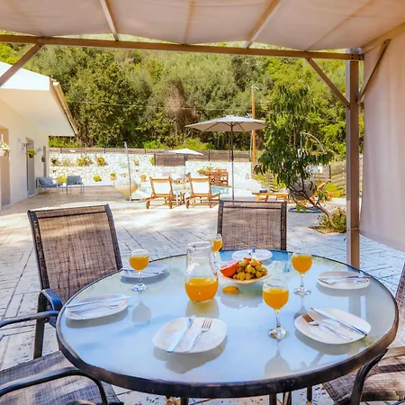 빌라 Kambos Saint Stephanos Agios Stefanos Kassiopi